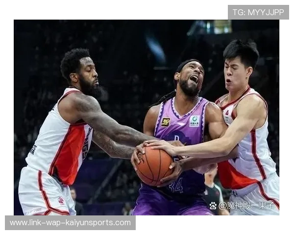 CBA榜首之争升级，广东队三连胜强势反弹